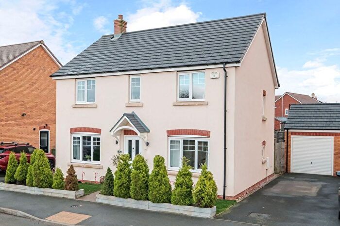4 Bedroom Detached House For Sale In Wildlife Way, Droitwich, WR9