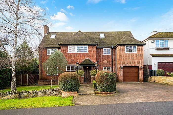 6 Bedroom Detached House For Sale In The Fairway, New Malden, Surrey, KT3