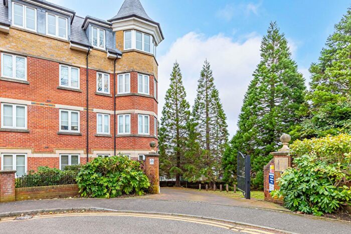 1 Bedroom Flat To Rent In Norwich Avenue West, Bournemouth, BH2