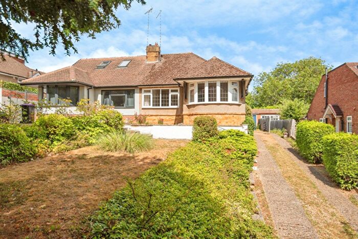 2 Bedroom Bungalow For Sale In Whitehill Road, Hitchin, Hertfordshire, SG4
