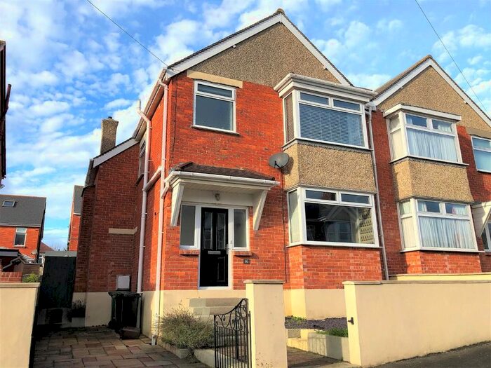3 Bedroom Semi-Detached House To Rent In Southlands Road, Weymouth, DT4