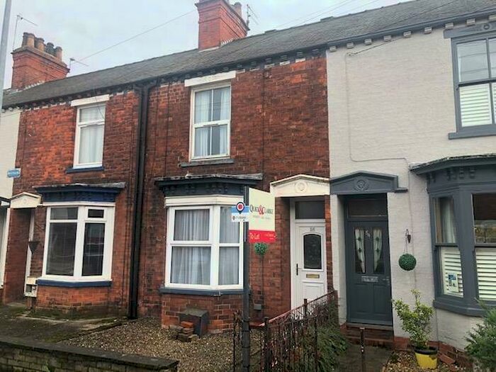 3 Bedroom House To Rent In Grovehill Road, Beverley, HU17