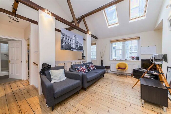 1 Bedroom Flat To Rent In Browning Mews, London, W1G