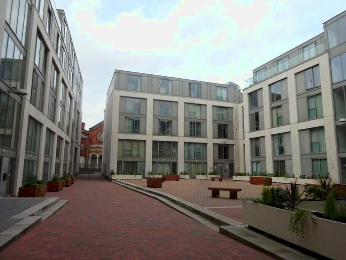 3 Bedroom Flat To Rent In Commercial Street, City Centre, Birmingham B1