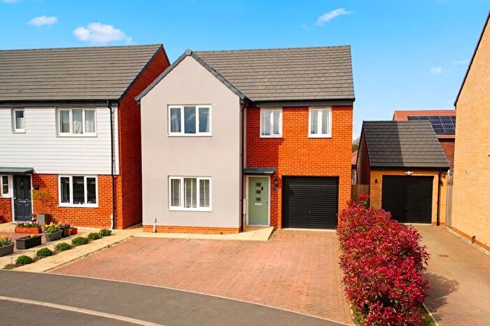 4 Bedroom Detached House For Sale In Dusty Miller Drive, Easton, Norwich, NR9