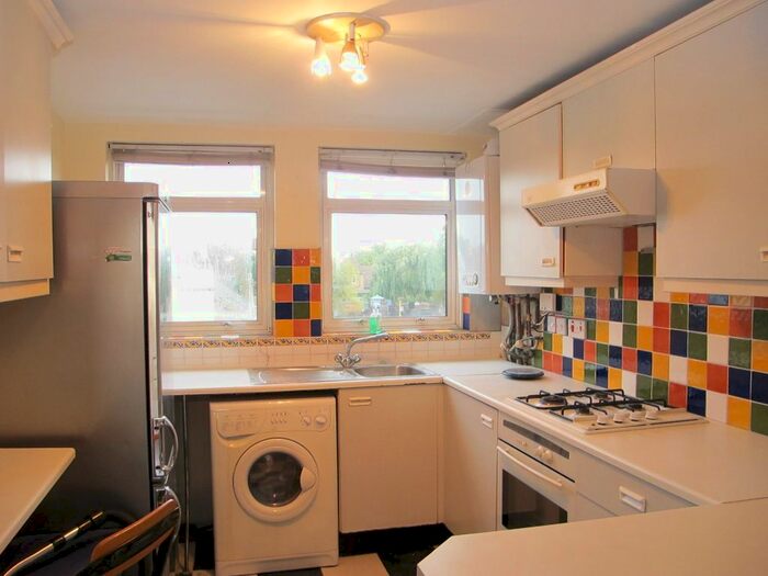 2 Bedroom Flat To Rent In Kingston Road, Wimbledon, SW19