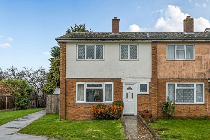 3 Bedroom End Of Terrace House For Sale In Upper Arncott, Bicester, OX25