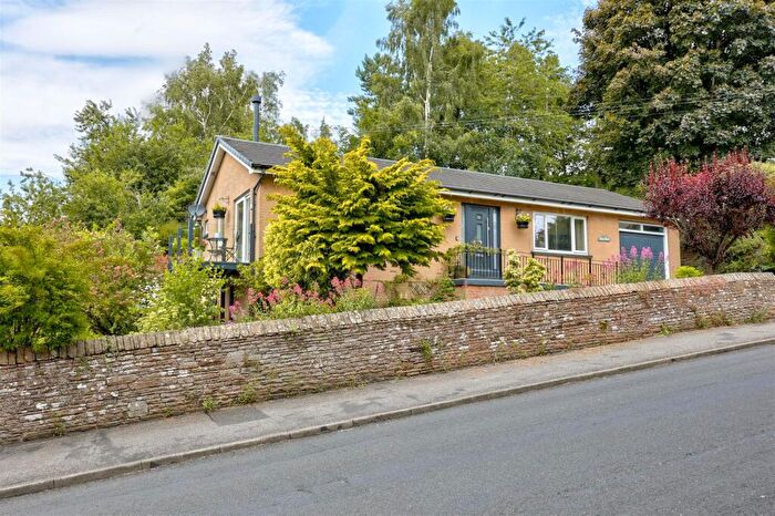 3 Bedroom Detached Bungalow For Sale In Fell Lane, Penrith, CA11