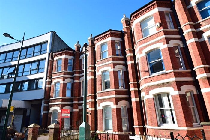 Flat To Rent In Bournemouth, BH1