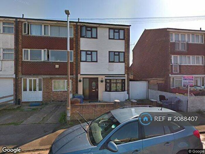 5 Bedroom End Of Terrace House To Rent In Gaylor Road, Tilbury, RM18