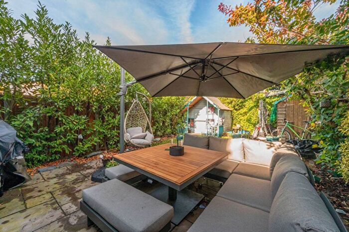 4 Bedroom Semi-detached House For Sale In Beresford Road, Kingston, Kingston Upon Thames, KT2