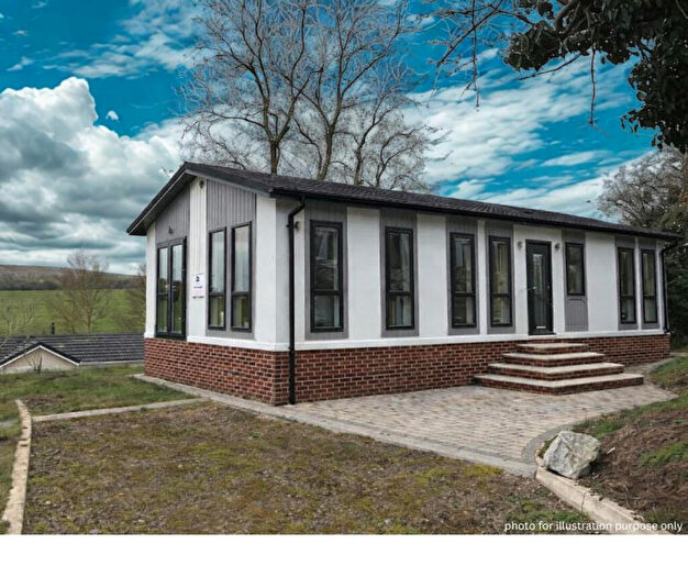 2 Bedroom Park Home For Sale In Ipswich, Suffolk, IP6