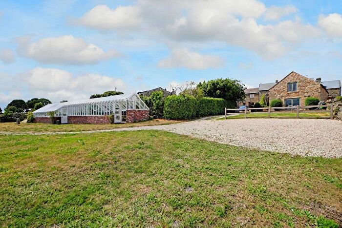 3 Bedroom Detached House For Sale In Cherry Tree Farm, Nethergate, Stannington, S6