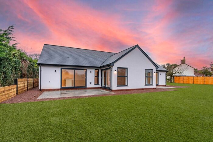 3 Bedroom Bungalow For Sale In Main Road, Tirley, Gloucester, GL19