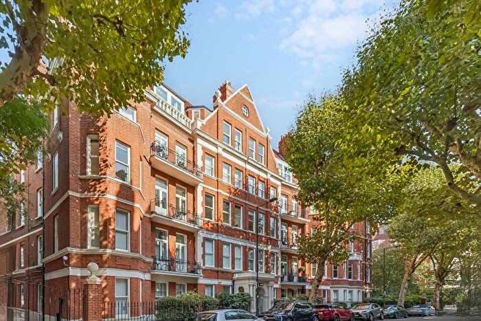 1 Bedroom Flat To Rent In Fitzgeorge Avenue, West Kensington, W14
