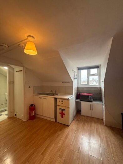 Studio To Rent In Greenhill Road, Harrow, Middlesex, HA1