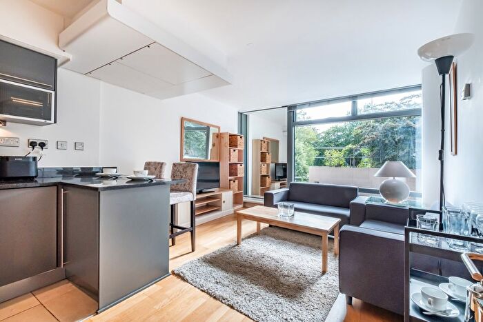 1 Bedroom Flat To Rent In Albert Embankment, London, SE1