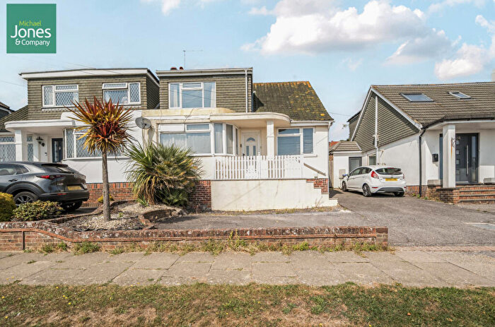 4 Bedroom Semi-Detached House To Rent In Derek Road, Lancing, West Sussex, BN15