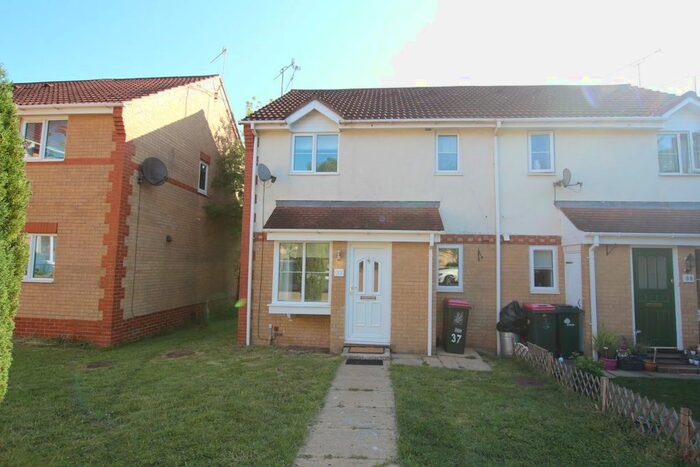 1 Bedroom Terraced House To Rent In Dakin Close, Maidenbower, Crawley, RH10