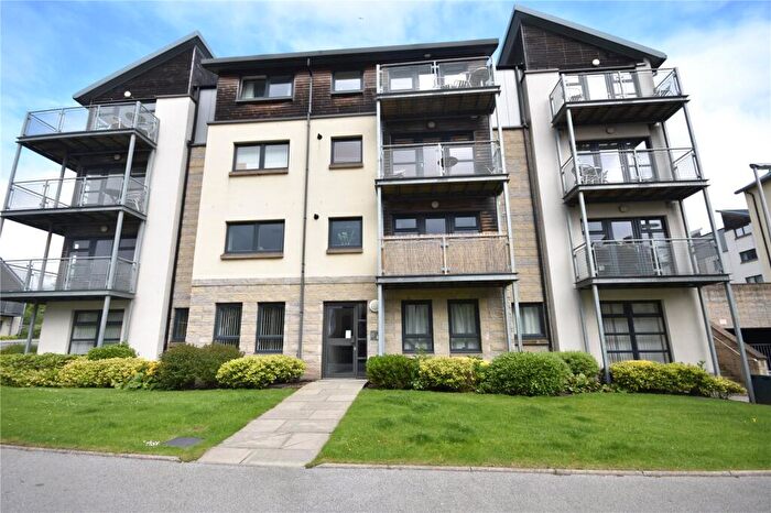 2 Bedroom Flat To Rent In Hammerman Drive, City Centre, Aberdeen, AB24