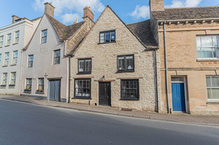 4 Bedroom Town House For Sale In Silver Street, Tetbury, GL8