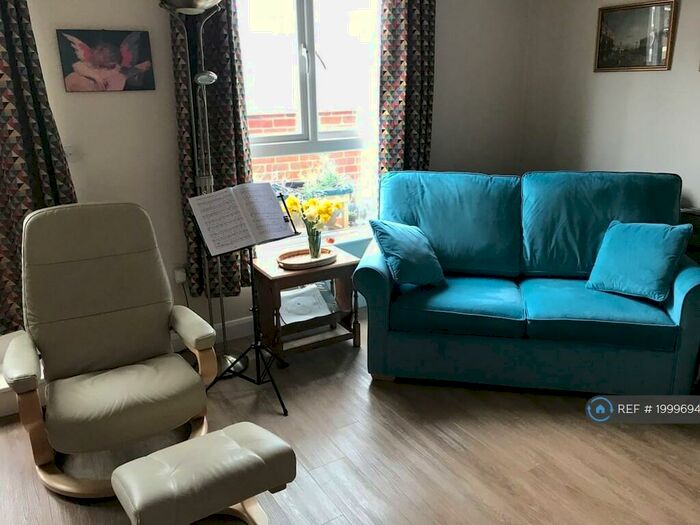 1 Bedroom Flat To Rent In Egrove Close, Oxford, OX1