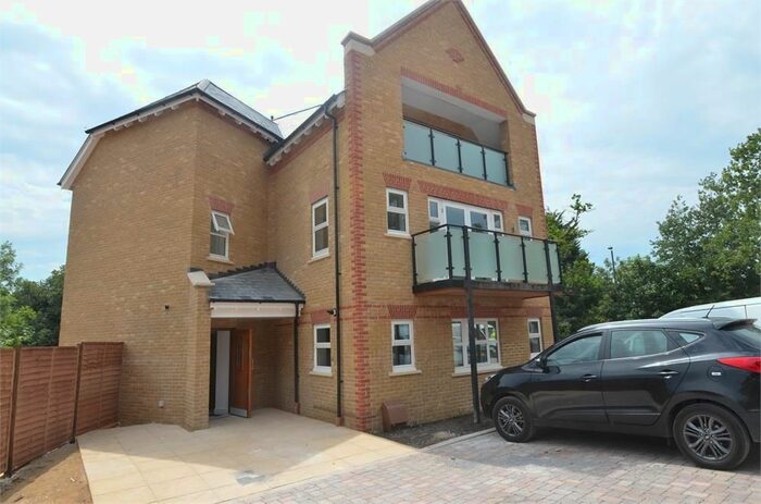 2 Bedroom Flat To Rent In Wilkes Close, Mill Hill, NW7