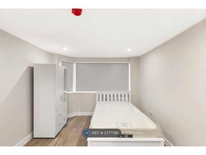 Studio To Rent In Goodwood Avenue, Watford, WD24