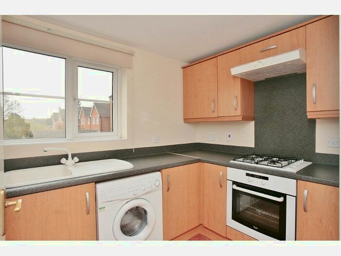 2 Bedroom Flat To Rent In Sherwood Place, Headington OX3
