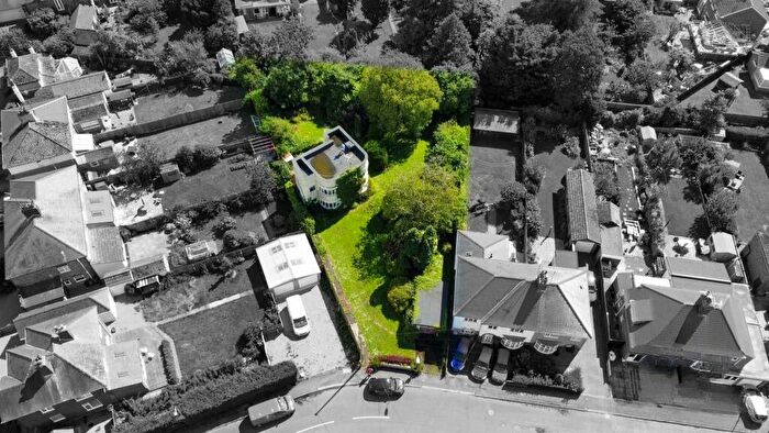 2 Bedroom Detached House For Sale In Neville Avenue, Spalding, PE11