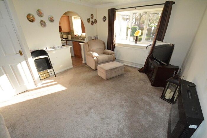 2 Bedroom Bungalow For Sale In The Shires, Droylsden, M43