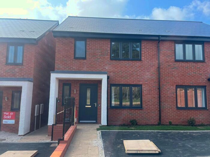 3 Bedroom House To Rent In Crabtree Hill, Allestree, DE22