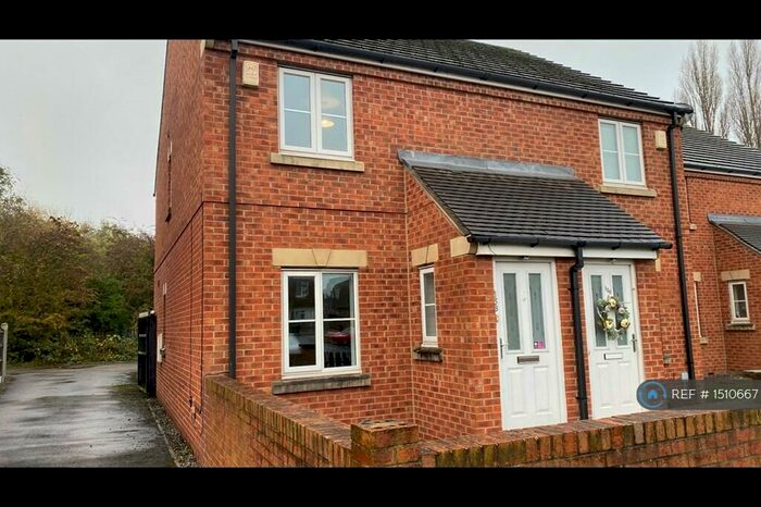 2 Bedroom Semi-Detached House To Rent In Stanks Drive, Leeds, LS14