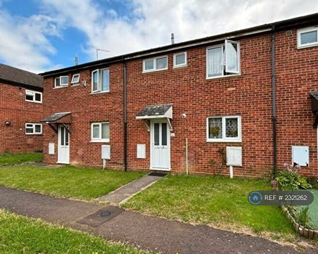 3 Bedroom Terraced House To Rent In Elizabeth Walk, Northampton, NN1