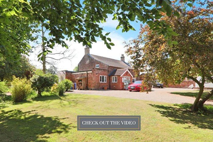 3 Bedroom Detached House For Sale In Elstronwick, Hull, East Riding Of Yorkshire, HU12