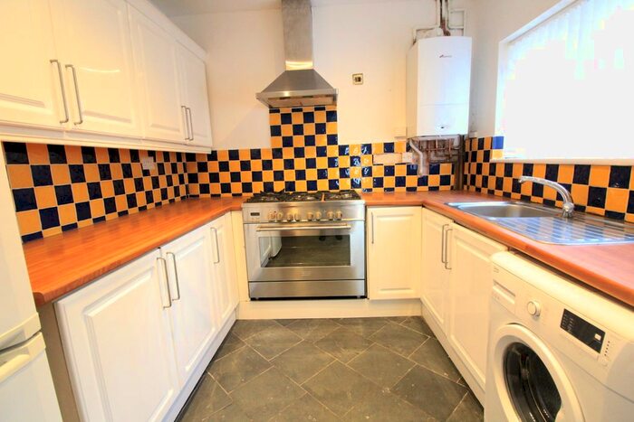 3 Bedroom Terraced House To Rent In Sneinton Boulevard, Sneinton, Nottingham, NG2