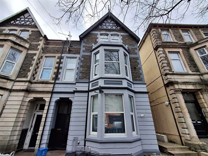 4 Bedroom Flat To Rent In Richmond Road, Cathays, Cardiff, CF24