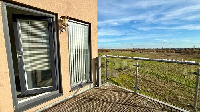 2 Bedroom Apartment For Sale In Hammonds Drive, Peterborough, PE1