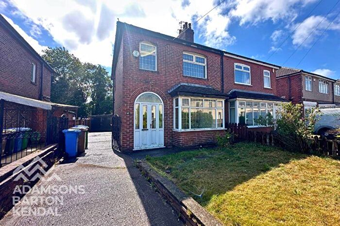 3 Bedroom Semi-Detached House To Rent In Bolton Road, Rochdale, OL11