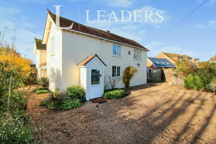 5 Bedroom Detached House To Rent In Eastergate, PO20