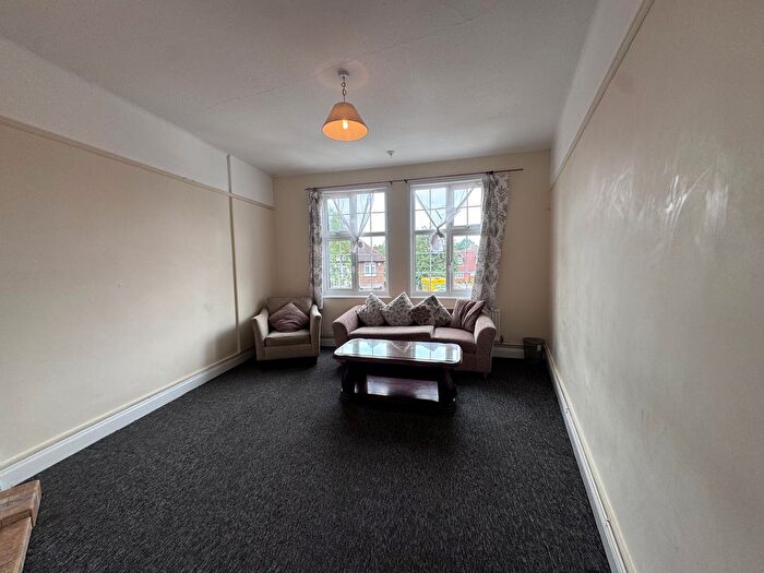 3 Bedroom Flat To Rent In Manor Park Crescent, Edgware, HA8