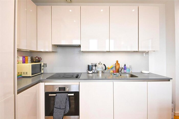 1 Bedroom Flat For Sale In Channelsea House, Canning Road, London, E15