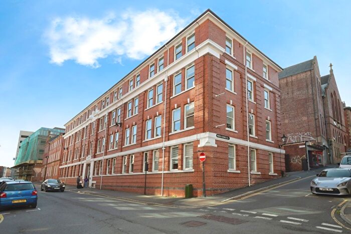 2 Bedroom Flat For Sale In Queen Street, Sheffield, South Yorkshire, S1