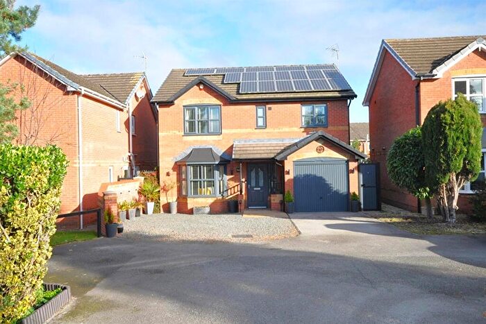 4 Bedroom Detached House For Sale In North Eastern Road, Thorne, Doncaster, DN8