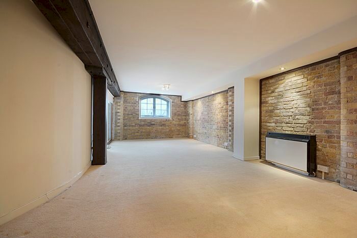2 Bedroom Flat To Rent In Mill Street, London, SE1