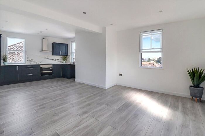 2 Bedroom Apartment To Rent In Buttgarden Street, Bideford, Devon, EX39