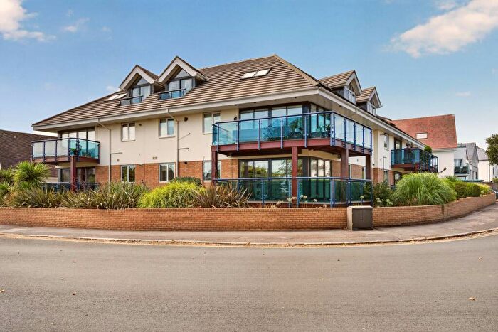 2 Bedroom Flat For Sale In Warren Edge Road, The Heights, BH6