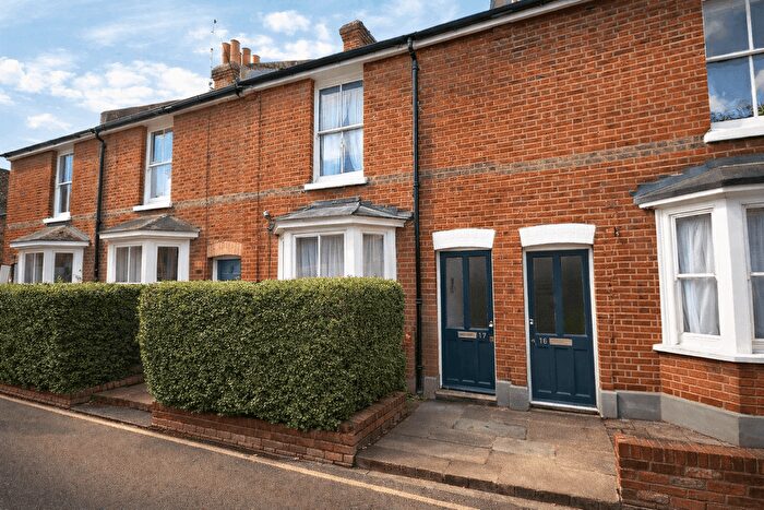 4 Bedroom Terraced House To Rent In Canterbury, CT1