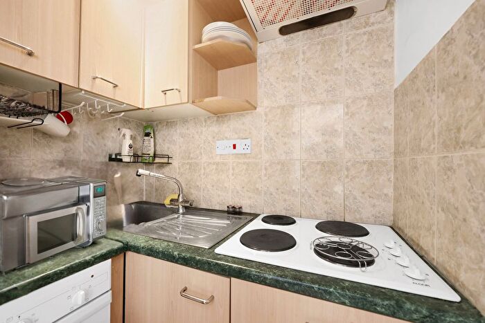 1 Bedroom Studio For Sale In Coram Street, London, WC1N