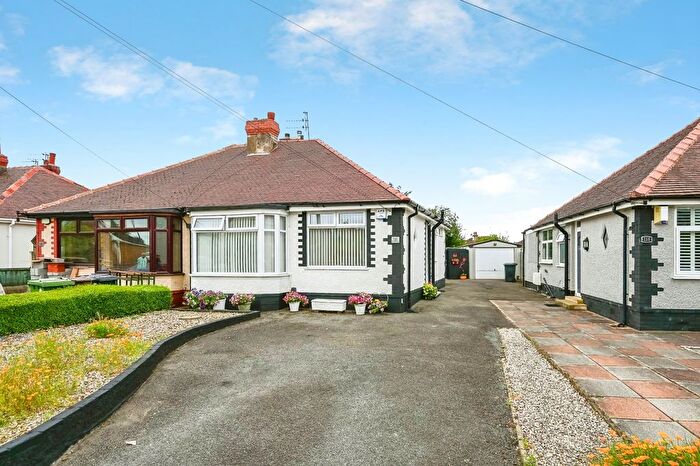 2 Bedroom Bungalow For Sale In Dodds Lane, Liverpool, Merseyside, L31